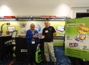 csun 2014 exhibition visitors win zoomax handheld electronic magnifier snow