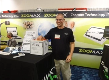 csun 2014 exhibition visitors win zoomax low vision products
