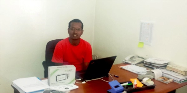 zoomax handheld video magnifier snow at ethiopian center for disability and development (ecdd)