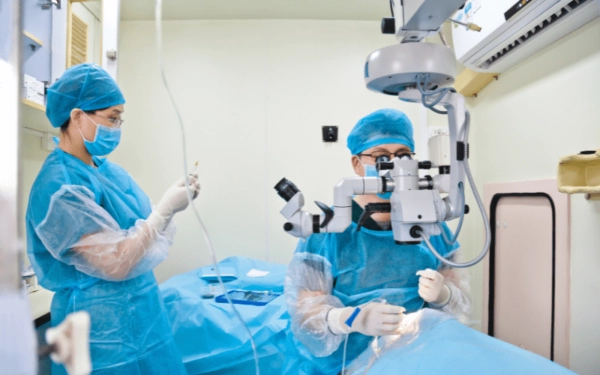 risks of cataract surgery