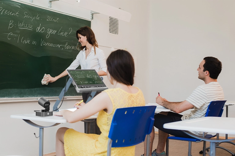 snow eye connected to snow 12