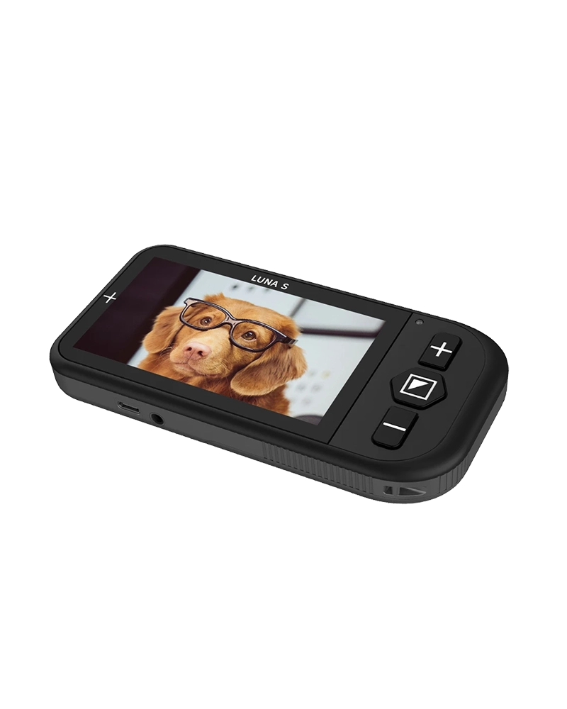 zoomax luna s handheld electronic video magnifier for mild cataract‑related low‑vision reading tasks